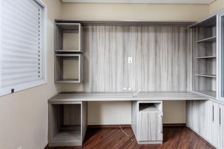 Apartamento para alugar com 72m², 2 quartos e 1 vagaQuarto 1