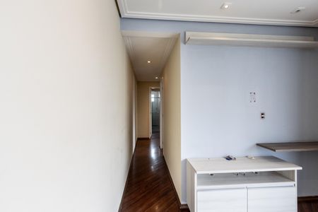 Apartamento para alugar com 72m², 2 quartos e 1 vagaCorredor