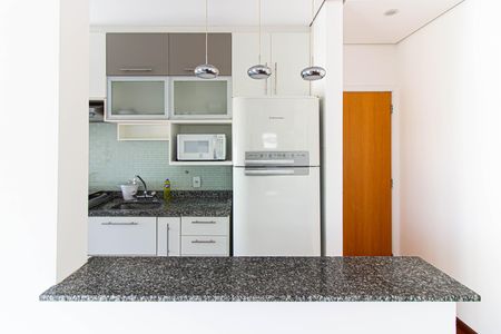 Cozinha de apartamento para alugar com 1 quarto, 42m² em Sumarezinho, São Paulo