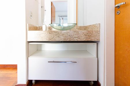 Banheiro de apartamento para alugar com 1 quarto, 42m² em Sumarezinho, São Paulo
