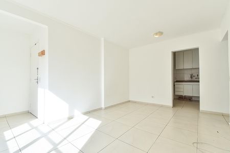 Apartamento à venda com 90m², 3 quartos e 1 vaga Apartamento à venda com 90m², 3 quartos e 1 vagaSala