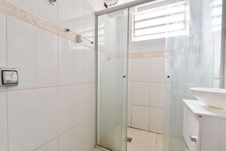 Apartamento à venda com 90m², 3 quartos e 1 vaga Apartamento à venda com 90m², 3 quartos e 1 vagaBanheiro social