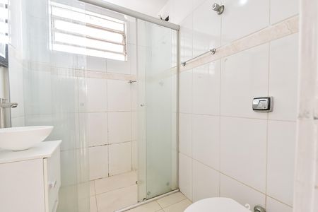 Apartamento à venda com 90m², 3 quartos e 1 vaga Apartamento à venda com 90m², 3 quartos e 1 vagaBanheiro da suíte