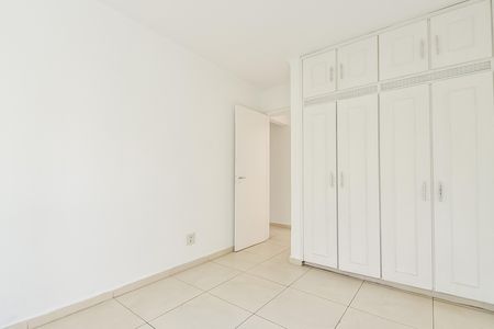 Apartamento à venda com 90m², 3 quartos e 1 vaga Apartamento à venda com 90m², 3 quartos e 1 vagaQuarto 2