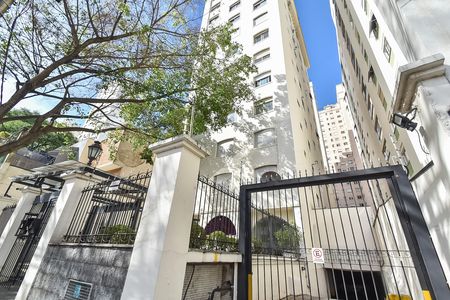 Apartamento à venda com 90m², 3 quartos e 1 vaga Apartamento à venda com 90m², 3 quartos e 1 vagaFachada