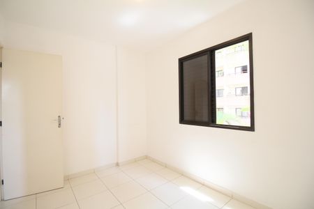 Apartamento para alugar com 70m², 3 quartos e 1 vagaQuarto 2