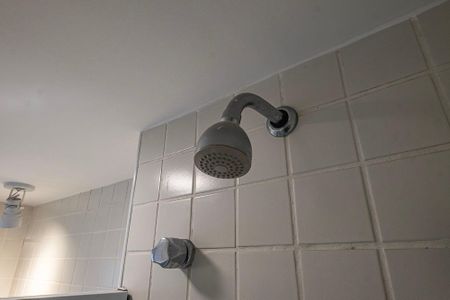 Apartamento para alugar com 48m², 2 quartos e 1 vaga Apartamento para alugar com 48m², 2 quartos e 1 vagaBanheiro da Suíte