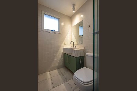 Apartamento para alugar com 48m², 2 quartos e 1 vaga Apartamento para alugar com 48m², 2 quartos e 1 vagaBanheiro da Suíte