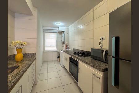 Apartamento para alugar com 90m², 2 quartos e 2 vagasCozinha e Área de Serviço