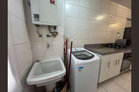 Apartamento para alugar com 90m², 2 quartos e 2 vagasCozinha e Área de Serviço