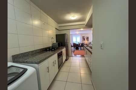 Apartamento para alugar com 90m², 2 quartos e 2 vagasCozinha e Área de Serviço