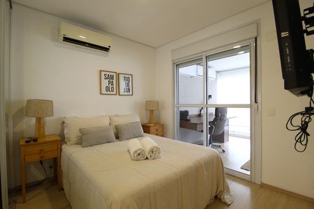 Quarto Suíte de apartamento para alugar com 1 quarto, 54m² em Vila Nova Conceição, São Paulo