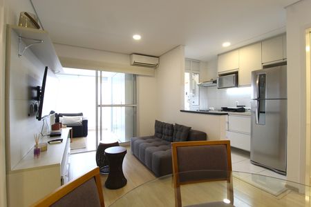 Sala de apartamento para alugar com 1 quarto, 54m² em Vila Nova Conceição, São Paulo