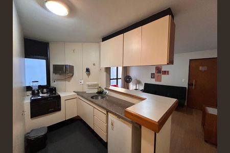 Cozinha de apartamento à venda com 1 quarto, 50m² em Campo Belo, São Paulo