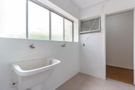 Apartamento à venda com 115m², 3 quartos e 1 vagaÁrea de Serviço