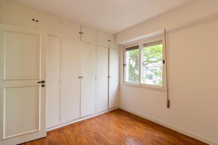 Apartamento à venda com 115m², 3 quartos e 1 vagaQuarto 2