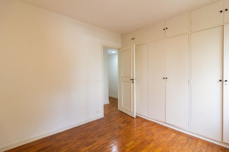 Apartamento à venda com 115m², 3 quartos e 1 vagaQuarto 2