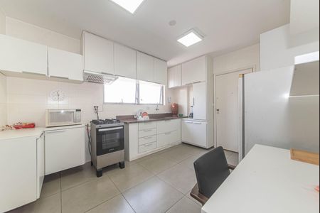 Apartamento à venda com 122m², 3 quartos e 2 vagasCozinha