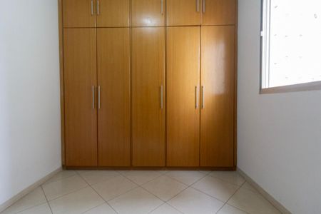 Apartamento para alugar com 80m², 2 quartos e 1 vagaQuarto 2