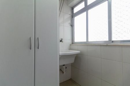Apartamento para alugar com 80m², 2 quartos e 1 vagaÁrea de Serviço