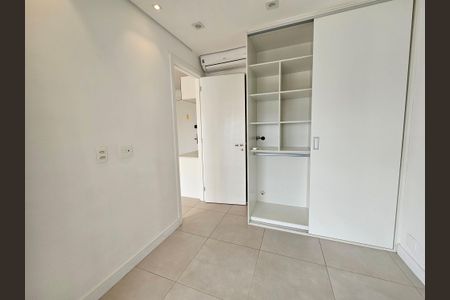 Apartamento para alugar com 33m², 1 quarto e 1 vaga Apartamento para alugar com 33m², 1 quarto e 1 vagaSuíte