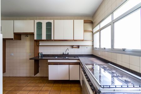 Apartamento para alugar com 150m², 3 quartos e 2 vagasCozinha