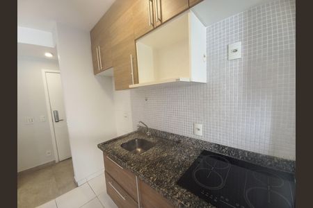 Cozinha de apartamento para alugar com 1 quarto, 41m² em República, São Paulo