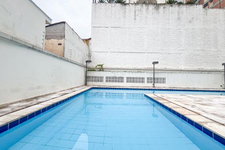 Apartamento à venda com 42m², 1 quarto e 1 vaga Apartamento à venda com 42m², 1 quarto e 1 vagaÁrea comum - Piscina