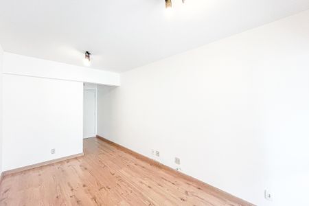Apartamento à venda com 42m², 1 quarto e 1 vaga Apartamento à venda com 42m², 1 quarto e 1 vagaSala