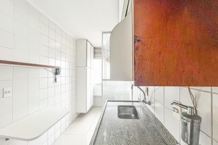 Apartamento à venda com 42m², 1 quarto e 1 vaga Apartamento à venda com 42m², 1 quarto e 1 vagaCozinha