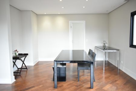 Apartamento para alugar com 280m², 4 quartos e 3 vagasSala