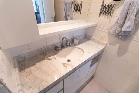 Apartamento para alugar com 45m², 1 quarto e 1 vaga Apartamento para alugar com 45m², 1 quarto e 1 vagaBanheiro