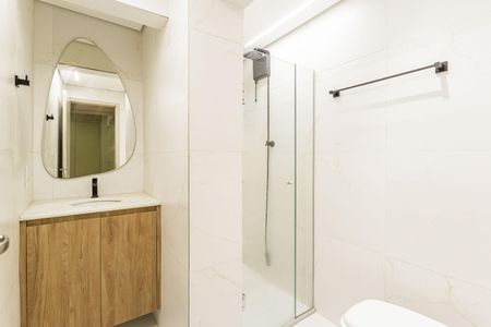 Apartamento para alugar com 80m², 2 quartos e 1 vaga Apartamento para alugar com 80m², 2 quartos e 1 vagaBanheiro