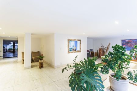 Apartamento para alugar com 80m², 2 quartos e 1 vaga Apartamento para alugar com 80m², 2 quartos e 1 vagaHall social