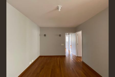 Sala de apartamento para alugar com 3 quartos, 110m² em Higienópolis, São Paulo