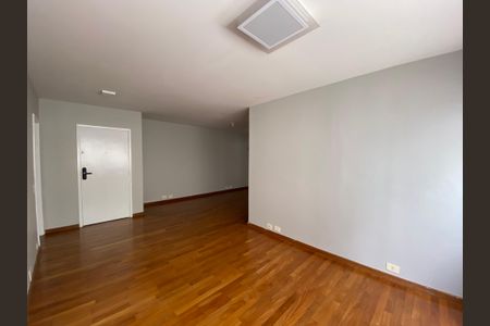 Apartamento para alugar com 110m², 3 quartos e 1 vagaSala