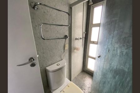 Apartamento para alugar com 110m², 3 quartos e 1 vagaBanheiro da Suíte