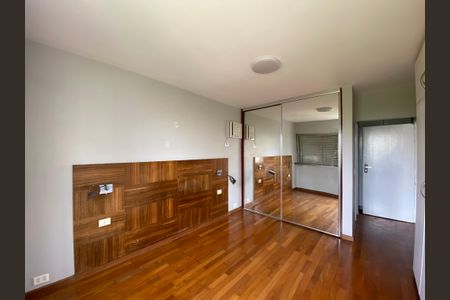 Apartamento para alugar com 110m², 3 quartos e 1 vagaSuíte