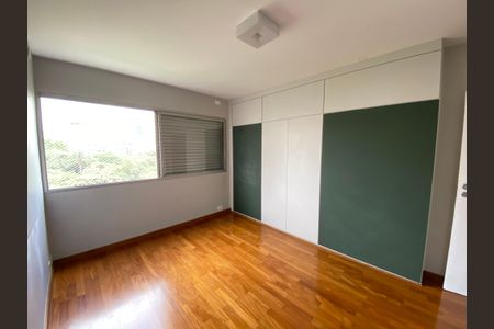 Apartamento para alugar com 110m², 3 quartos e 1 vagaQuarto 2
