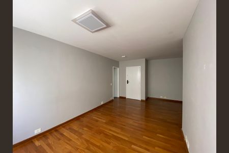 Apartamento para alugar com 110m², 3 quartos e 1 vagaSala