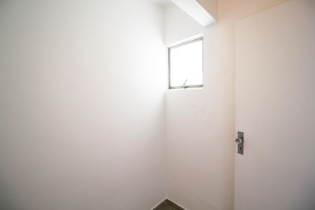 Apartamento à venda com 82m², 2 quartos e 1 vagaQuarto de Serviço