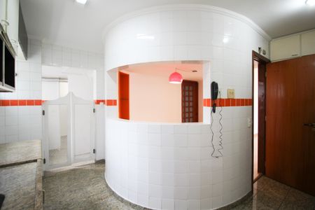 Apartamento à venda com 82m², 2 quartos e 1 vagaCozinha