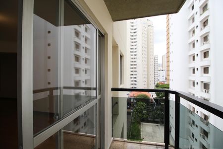 Varanda de apartamento para alugar com 2 quartos, 82m² em Vila Nova Conceição, São Paulo