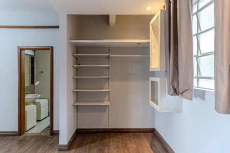 Apartamento para alugar com 126m², 3 quartos e 1 vagaCloset da Suíte