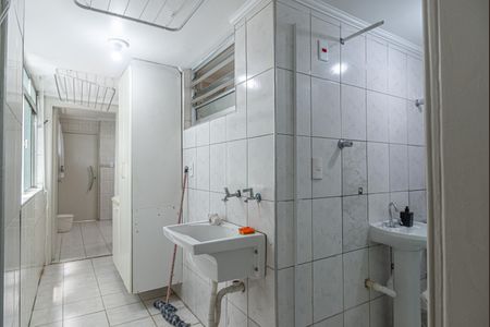 Apartamento à venda com 110m², 3 quartos e 1 vagaÁrea de Serviço