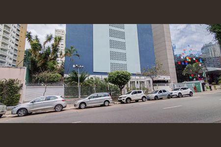 Apartamento à venda com 110m², 3 quartos e 1 vagaFachada