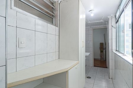 Apartamento à venda com 110m², 3 quartos e 1 vagaÁrea de Serviço