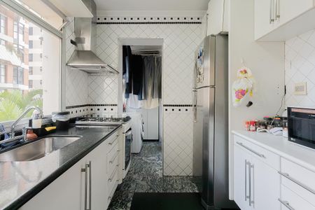 Apartamento para alugar com 87m², 2 quartos e 2 vagas Apartamento para alugar com 87m², 2 quartos e 2 vagasCozinha