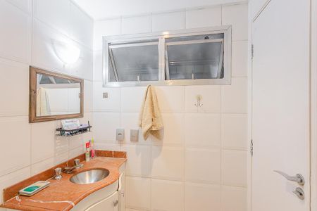 Banheiro da Suíte de apartamento para alugar com 2 quartos, 87m² em Pinheiros, São Paulo