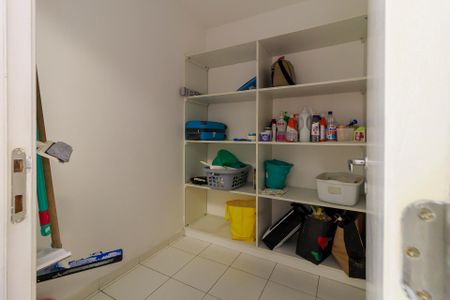 Apartamento para alugar com 210m², 3 quartos e 4 vagasQuarto de Serviço